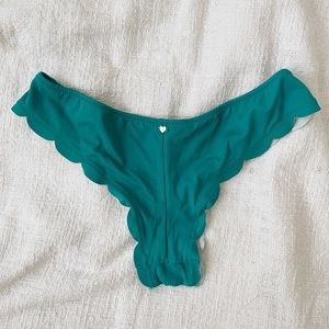 PINK Victoria’s Secret cheeky bikini bottom